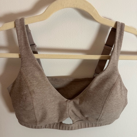 Beyond Yoga Space Dye Oatmeal Taupe Keyhole Sports Bra - Picture 3 of 5